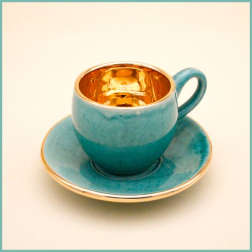 Sehr Kleine Tasse & Untertasse | Innenseite goldfarbig | Türkis